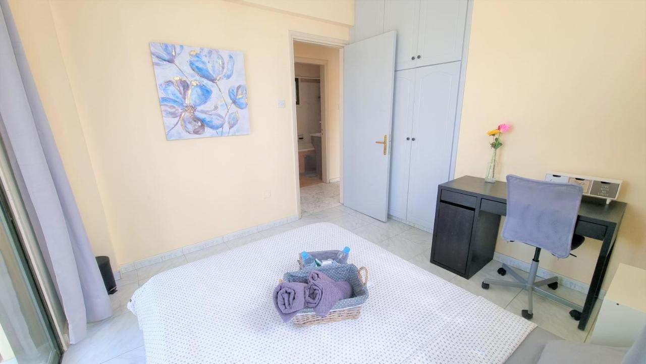 Comfy Rooms In A Shared Apartment Near Salt Lake With Internet And Netflix Larnaka Exterior foto