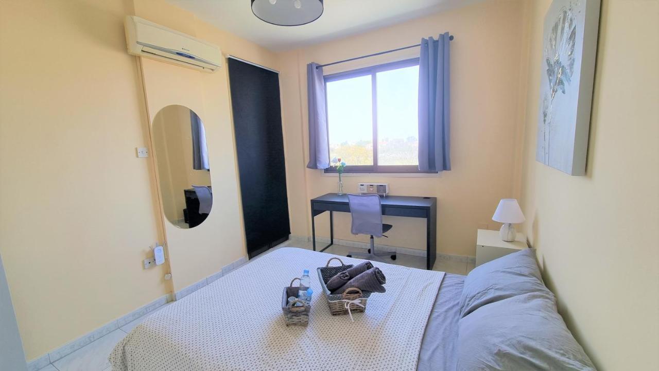 Comfy Rooms In A Shared Apartment Near Salt Lake With Internet And Netflix Larnaka Exterior foto